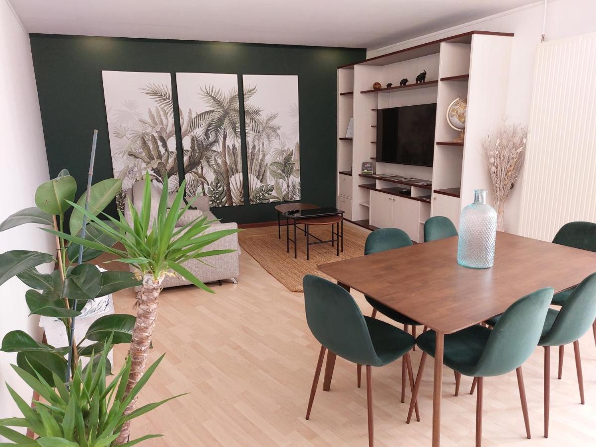 Le Peyrot*** Coeur De Ville 55M² Avec Patio Rodez Eksteriør bilde